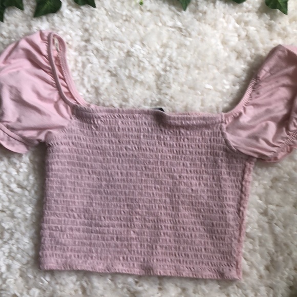 Forever 21 Pink Puffy Sleeve Shirred Crop Top - Picture 2 of 5
